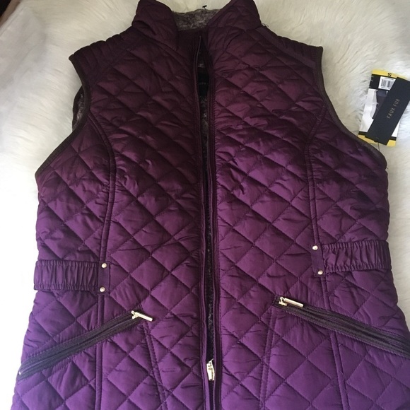 Weatherproof vest - Picture 1 of 7